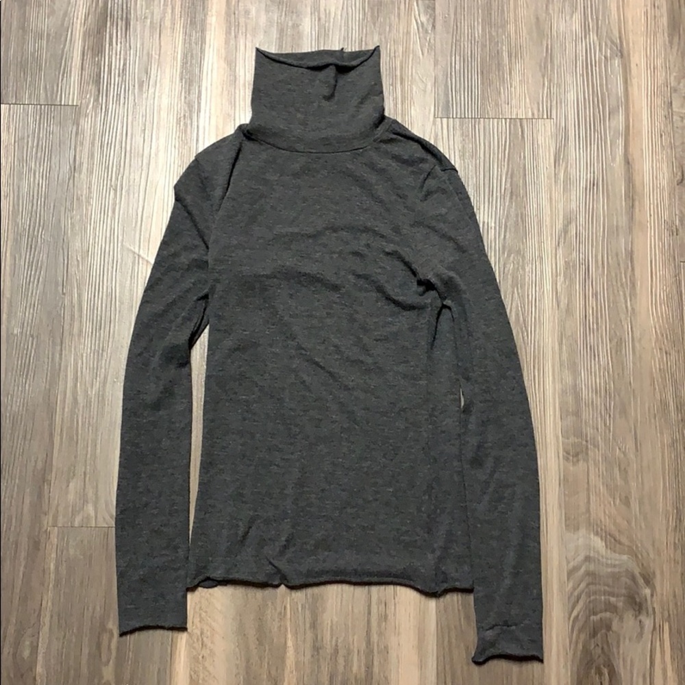 Fitted Grey Turtleneck from Forever 21